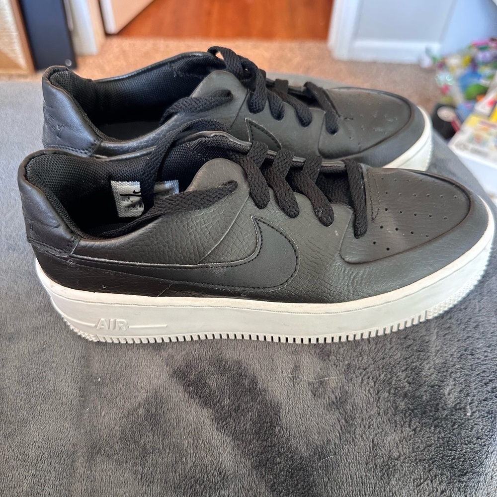 Nike Air Force 1 Sage Low in Black and White
